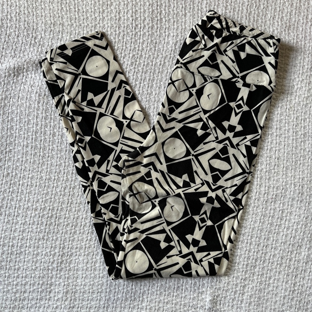 LuLaRoe Leggings - One Size